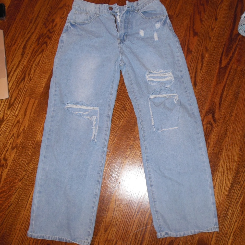 SHEIN Light Blue Ripped Jeans